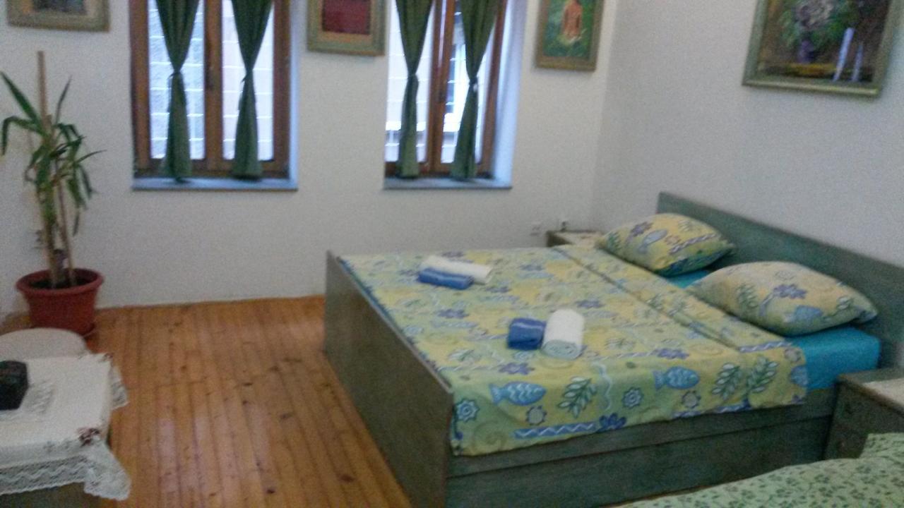Guesthouse Hurma Rooms SJJ Eksteriør billede